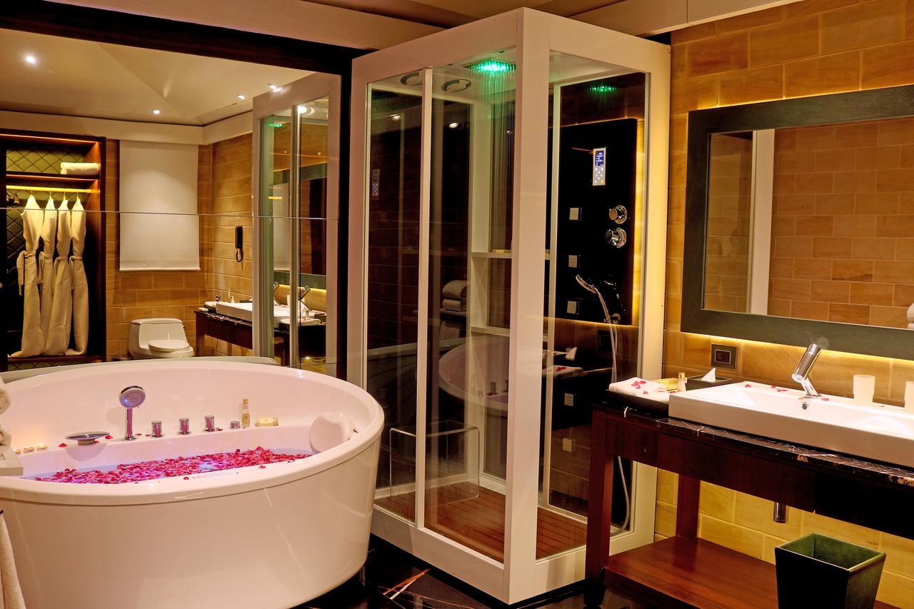Data Resort By Della Adventure Lonavala Eksteriør billede